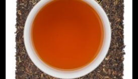 نعيم الصباح: تعزيز يومك مع رشفات الشاي الأخضر المثلج البارد